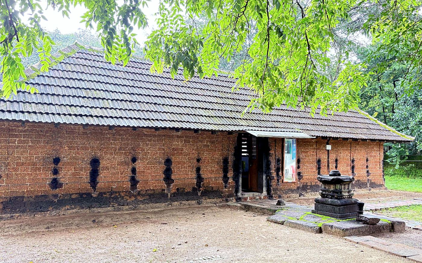 ഇന്നത്തെ ക്ഷേത്രസമുച്ചയം